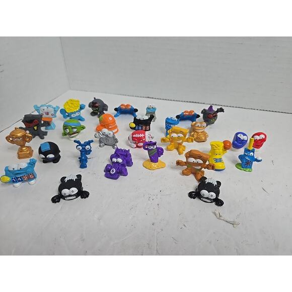 Zuru Smashers Mini Action Figures Toy Sports - Lot of 29 Series - Picture 1 of 9